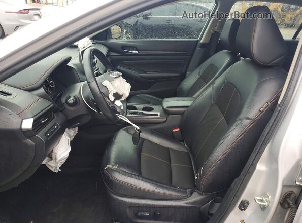 1N4BL4CV0LC164906 2020 NISSAN ALTIMA Silver Front interior view
