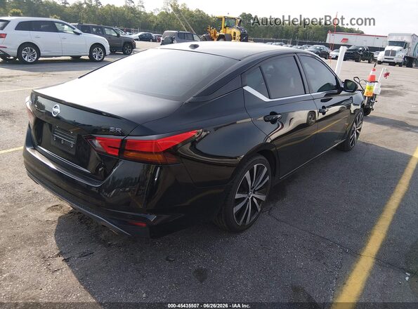 1N4BL4CV0MN318309 2021 NISSAN ALTIMA Черный Задняя правая четверть