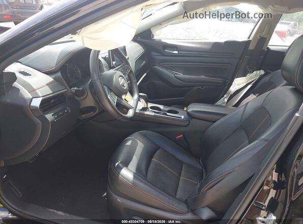 1N4BL4CV0NN314603 2022 NISSAN ALTIMA Black Front interior view