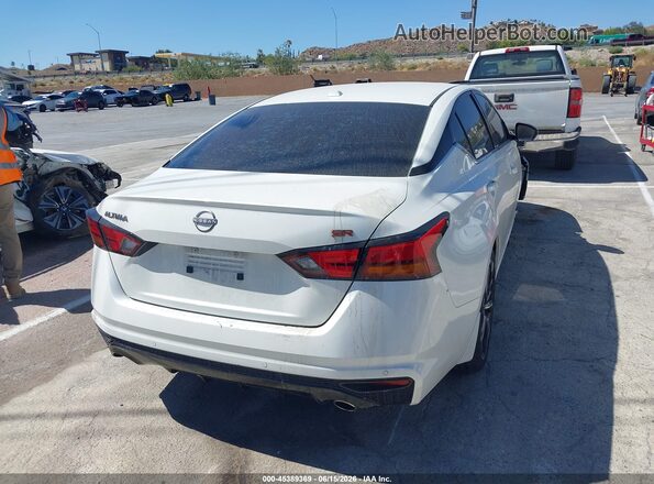 1N4BL4CV0RN316924 2024 NISSAN ALTIMA Белый Задняя правая четверть