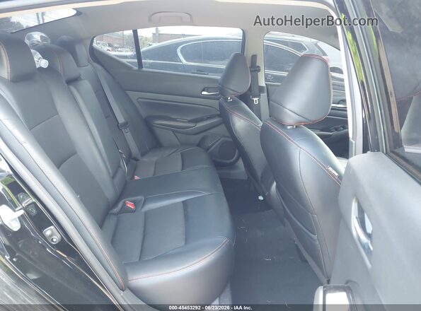 1N4BL4CV0RN372801 2024 NISSAN ALTIMA Black Vista de la etiqueta del VIN