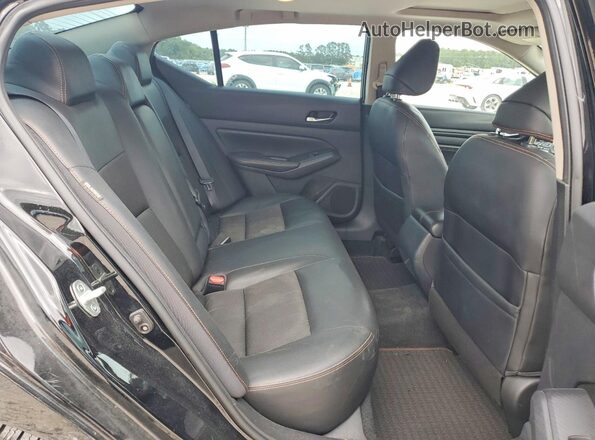 1N4BL4CV1KC155274 2019 NISSAN ALTIMA Black Rear seats view