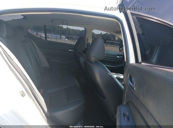 1N4BL4CV1KC190333 2019 NISSAN ALTIMA White Widok naklejki z numerem VIN