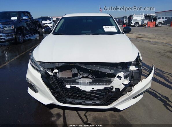 1N4BL4CV1KC190333 2019 NISSAN ALTIMA White Widok zestawu wskaźników
