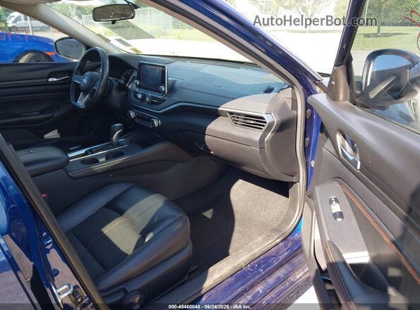 1N4BL4CV1KC234881 2019 NISSAN ALTIMA Синий Вид салона спереди