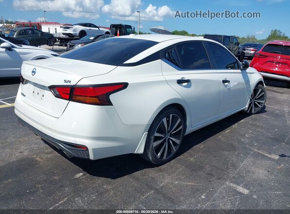 1N4BL4CV1LC246837 2020 NISSAN ALTIMA Белый Задняя правая четверть
