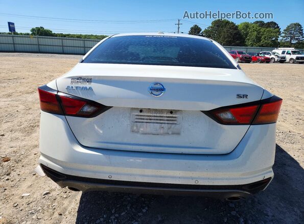 1N4BL4CV1LN319953 2020 NISSAN ALTIMA White უკანა ხედი
