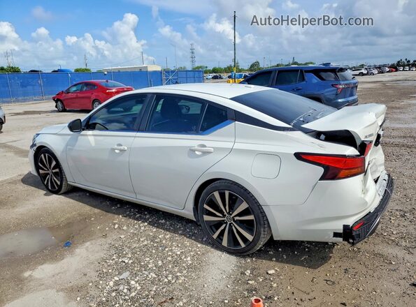1N4BL4CV2KC152352 2019 NISSAN ALTIMA Белый Задняя левая четверть