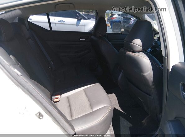 1N4BL4CV2LC190813 2020 NISSAN ALTIMA White Widok naklejki z numerem VIN