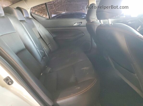 1N4BL4CV2LC263937 2020 NISSAN ALTIMA White უკანა სავარძლების ხედი