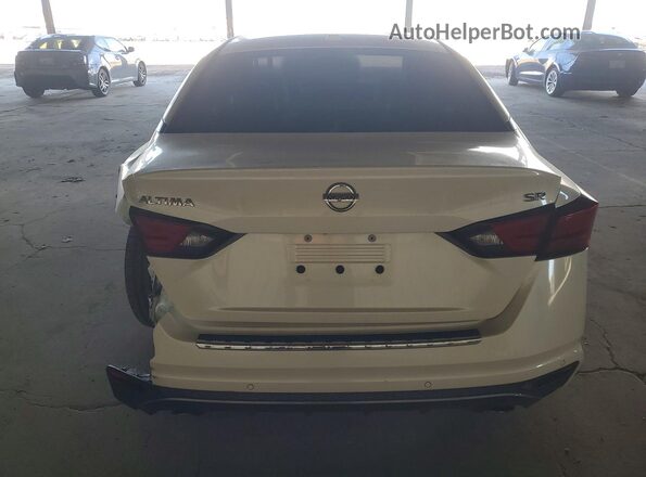 1N4BL4CV2LC263937 2020 NISSAN ALTIMA White უკანა ხედი