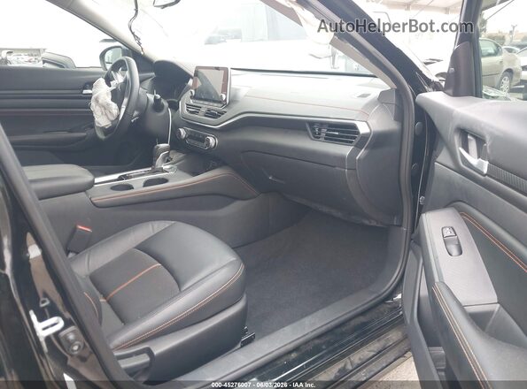 1N4BL4CV2NN392879 2022 NISSAN ALTIMA Black Front interior view