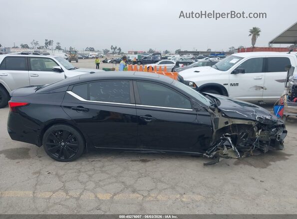 1N4BL4CV2NN392879 2022 NISSAN ALTIMA Black 360 interior view