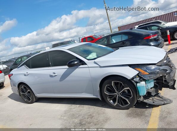 1N4BL4CV2PN302987 2023 NISSAN ALTIMA Light Blue სალონის 360-გრადუსიანი ხედი