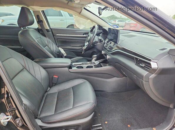 1N4BL4CV2PN369640 2023 NISSAN ALTIMA Black Widok wnętrza z przodu