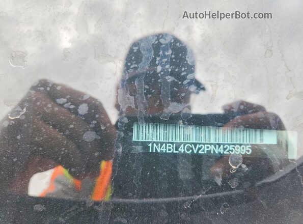 1N4BL4CV2PN425995 2023 NISSAN ALTIMA Silver Vista del compartimento del motor