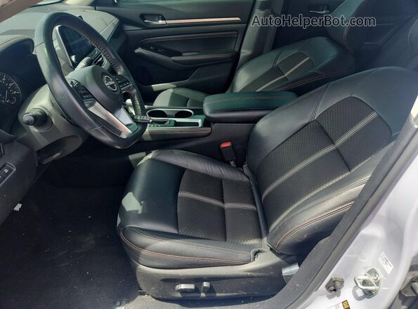 1N4BL4CV2PN425995 2023 NISSAN ALTIMA Silver Vista interior delantera