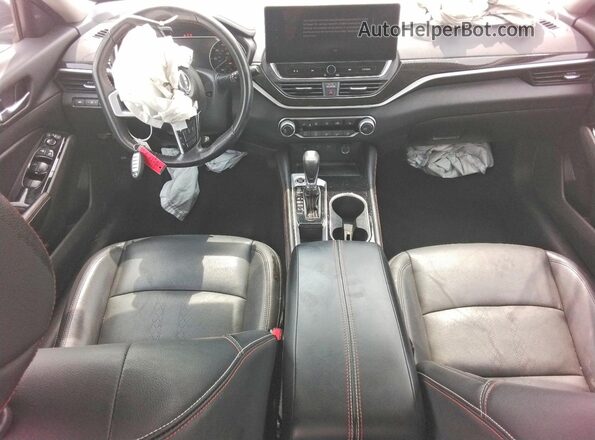 1N4BL4CV2RN327200 2024 NISSAN ALTIMA Белый Вид панели приборов