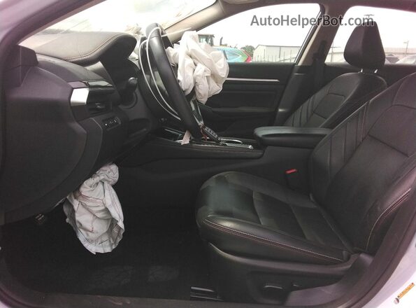 1N4BL4CV2RN327200 2024 NISSAN ALTIMA Белый Вид салона спереди