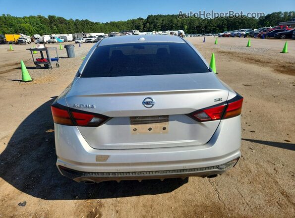 1N4BL4CV3LC164074 2020 NISSAN ALTIMA Silver Rear view