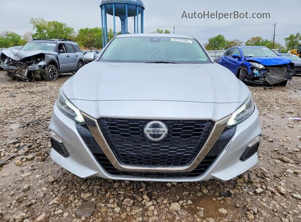 1N4BL4CV3MN310902 2021 NISSAN ALTIMA Серебряный Вид спереди