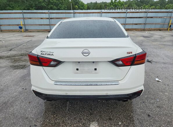 1N4BL4CV3PN405979 2023 NISSAN ALTIMA White Widok z tyłu
