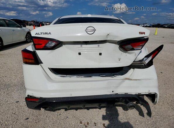 1N4BL4CV3RN355989 2024 NISSAN ALTIMA White Rear view