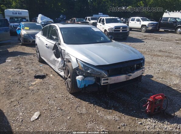 1N4BL4CV4LC243964 2020 NISSAN ALTIMA Silver Դիմացի տեսք