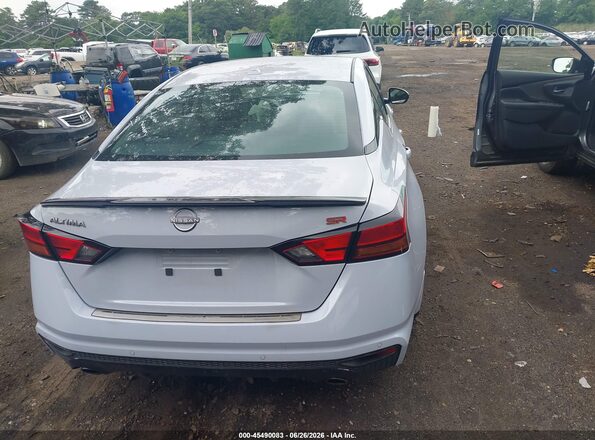 1N4BL4CV4SN300523 2025 NISSAN ALTIMA White 