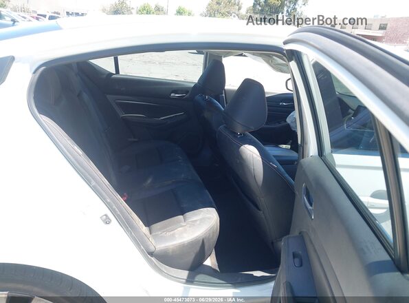 1N4BL4CV5KN314446 2019 NISSAN ALTIMA White Widok naklejki z numerem VIN