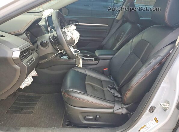 1N4BL4CV5RN370588 2024 NISSAN ALTIMA Blue Vista interior delantera