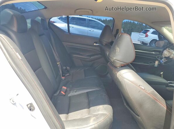 1N4BL4CV5RN370588 2024 NISSAN ALTIMA Blue Vista de los asientos traseros