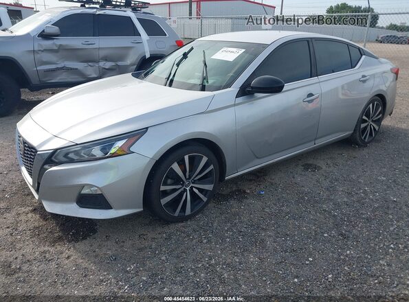 1N4BL4CV6KC177531 2019 NISSAN ALTIMA Silver წინა მარცხენა ხედი სამი მეოთხედიდან