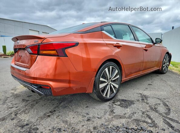 1N4BL4CV6LC266632 2020 NISSAN ALTIMA Orange 
