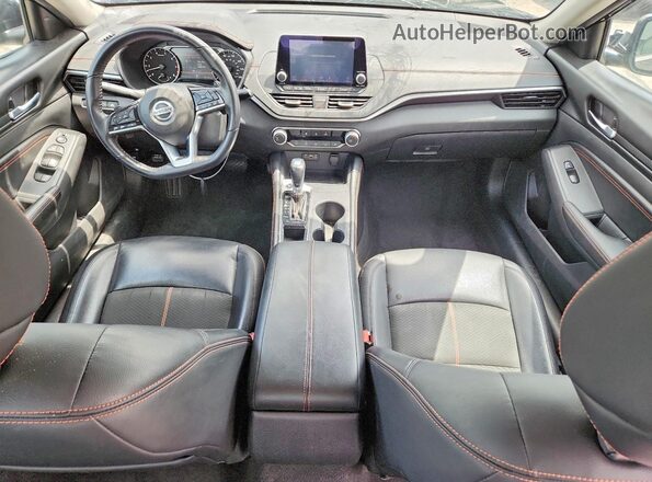 1N4BL4CV6MN312031 2021 NISSAN ALTIMA Black Dashboard view
