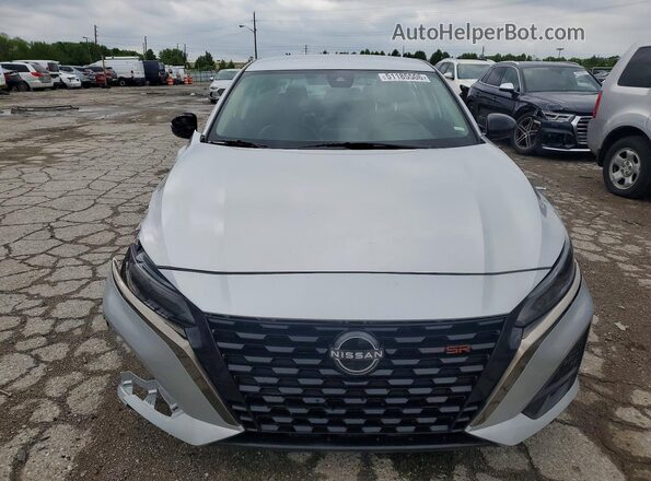 1N4BL4CV6RN337390 2024 NISSAN ALTIMA Gray Front view