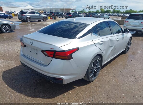 1N4BL4CV6RN364363 2024 NISSAN ALTIMA Silver Tył prawy