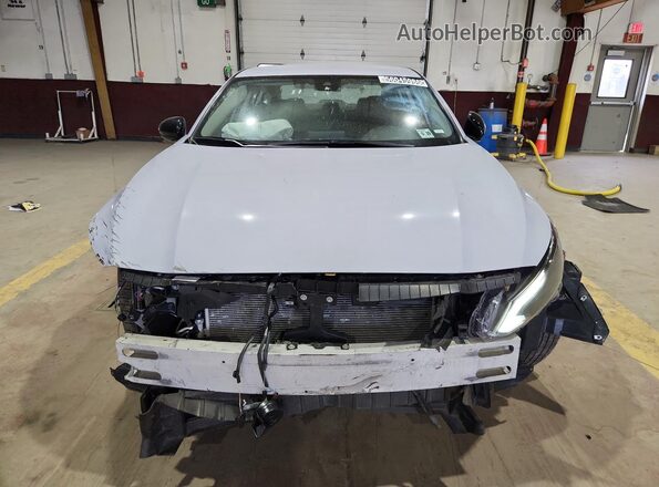 1N4BL4CV6RN420379 2024 NISSAN ALTIMA Gray Widok wnętrza 360 stopni