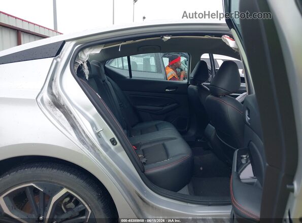 1N4BL4CV6RN428854 2024 NISSAN ALTIMA Silver Widok naklejki z numerem VIN