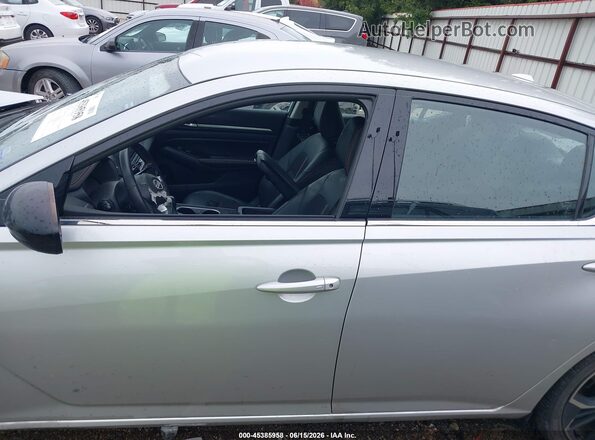 1N4BL4CV6RN428854 2024 NISSAN ALTIMA Silver Widok wnętrza 360 stopni