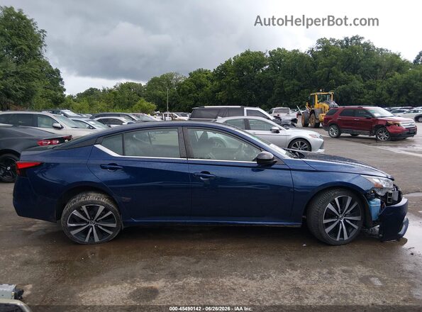 1N4BL4CV7NN384292 2022 NISSAN ALTIMA Blue Vista interior trasera