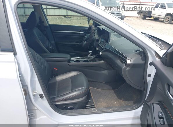 1N4BL4CV7PN424678 2023 NISSAN ALTIMA Gray წინა სალონის ხედი
