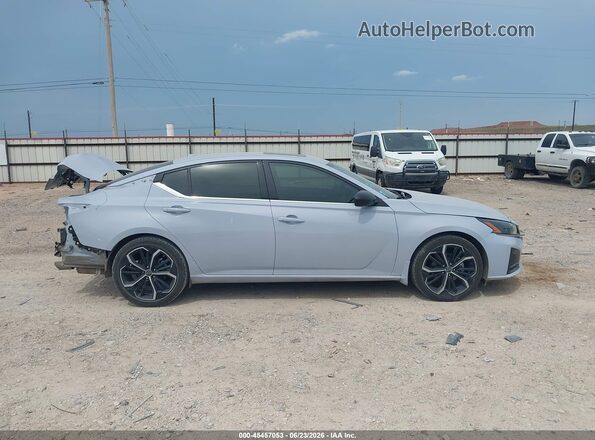 1N4BL4CV7PN424678 2023 NISSAN ALTIMA Gray უკანა სალონის ხედი