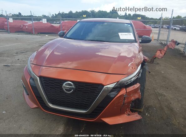 1N4BL4CV8KC100319 2019 NISSAN ALTIMA Orange Вид щитка приладів