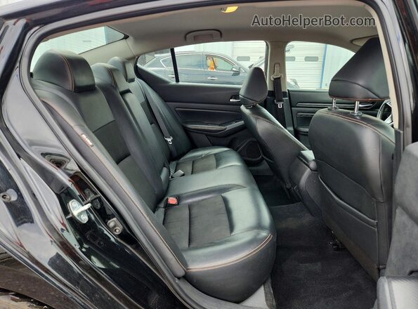 1N4BL4CV8KC169754 2019 NISSAN ALTIMA Black Vista de los asientos traseros