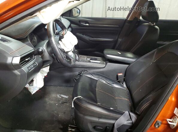1N4BL4CV8KC234845 2019 NISSAN ALTIMA Orange Front interior view