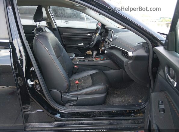 1N4BL4CV8LC176348 2020 NISSAN ALTIMA Black Front interior view