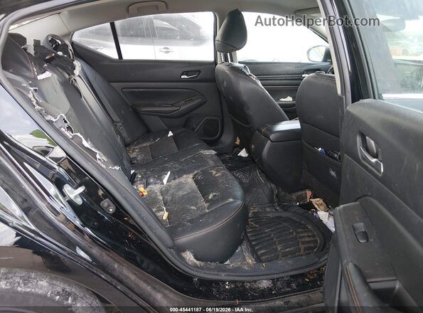 1N4BL4CV8LC176348 2020 NISSAN ALTIMA Black VIN sticker view
