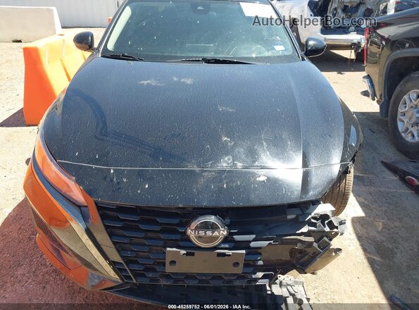 1N4BL4CV8RN347418 2024 NISSAN ALTIMA Черный Вид щитка приборов