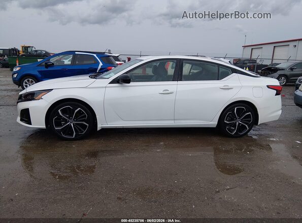 1N4BL4CV8RN400800 2024 NISSAN ALTIMA Белый Панорамный вид салона 360°